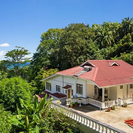 Janes\' Serenity Guesthouse